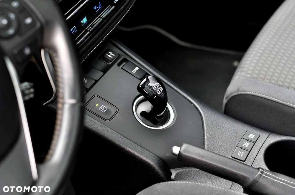 Toyota Auris - 18