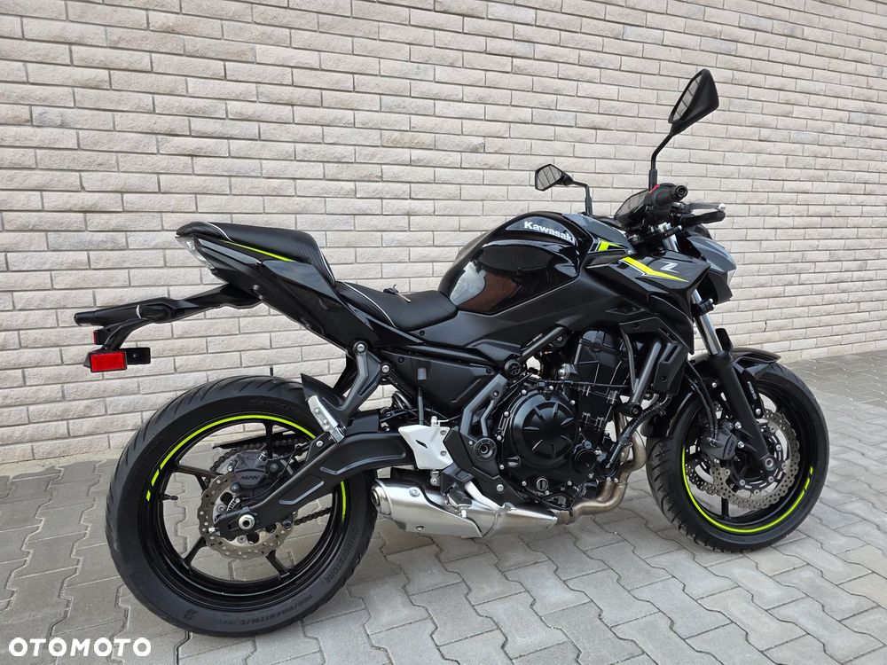 Kawasaki Z 650 - 10