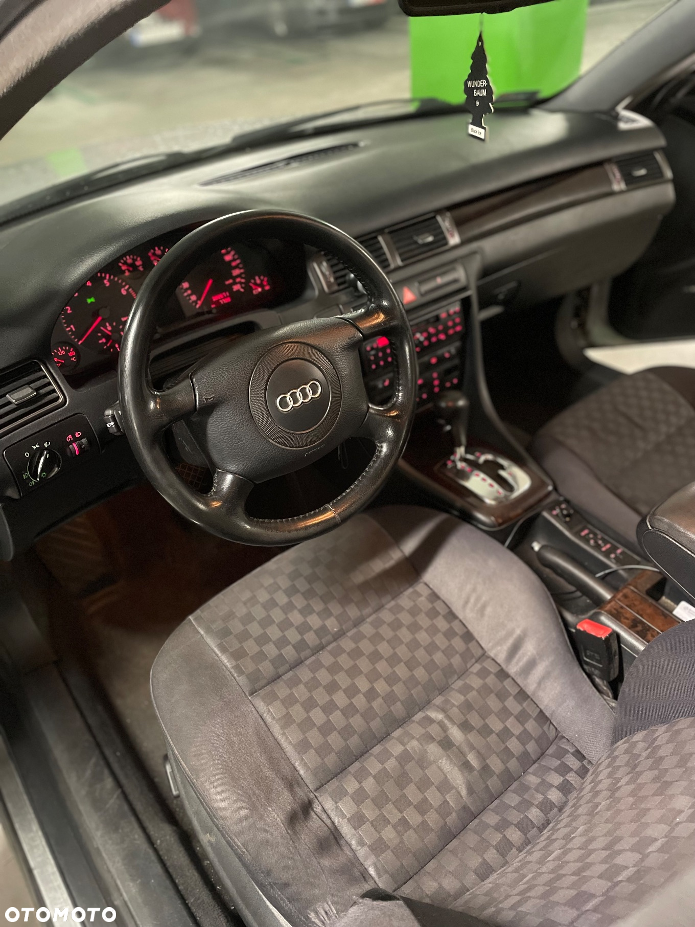 Audi A6 - 5