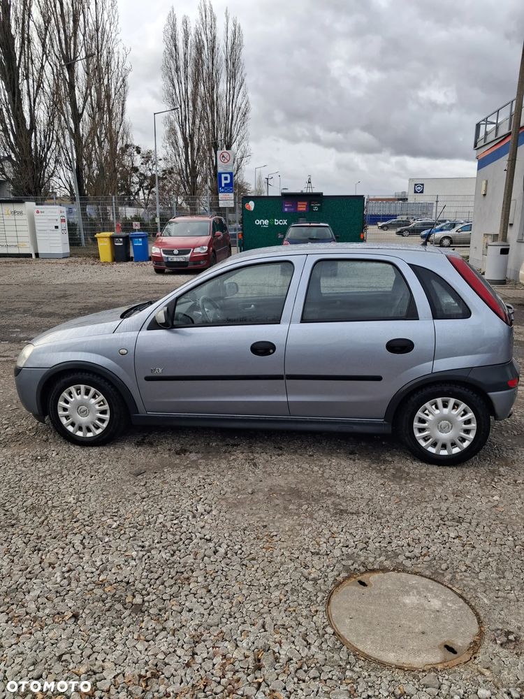 Opel Corsa 1.4 16V Enjoy - 4