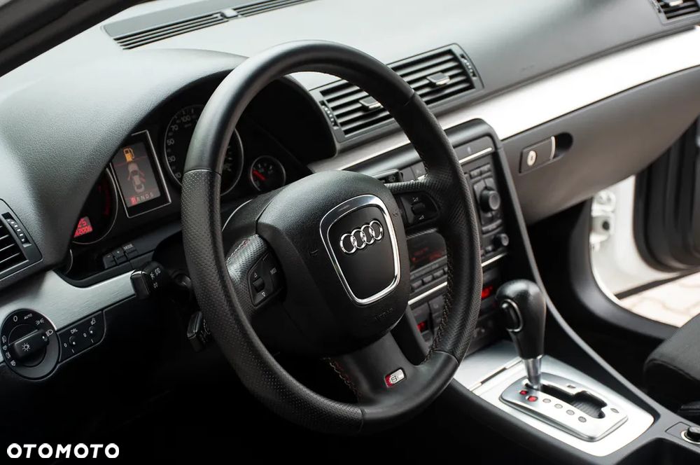 Audi A4 Avant 1.8 T multitronic - 35