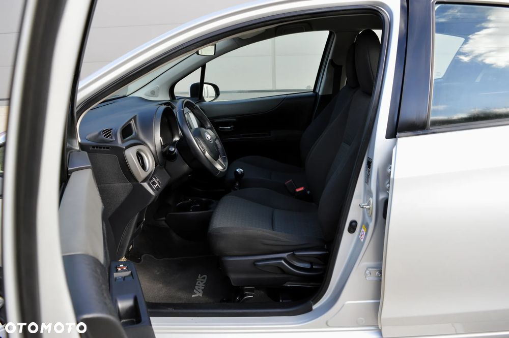 Toyota Yaris 1.0 Sol - 6