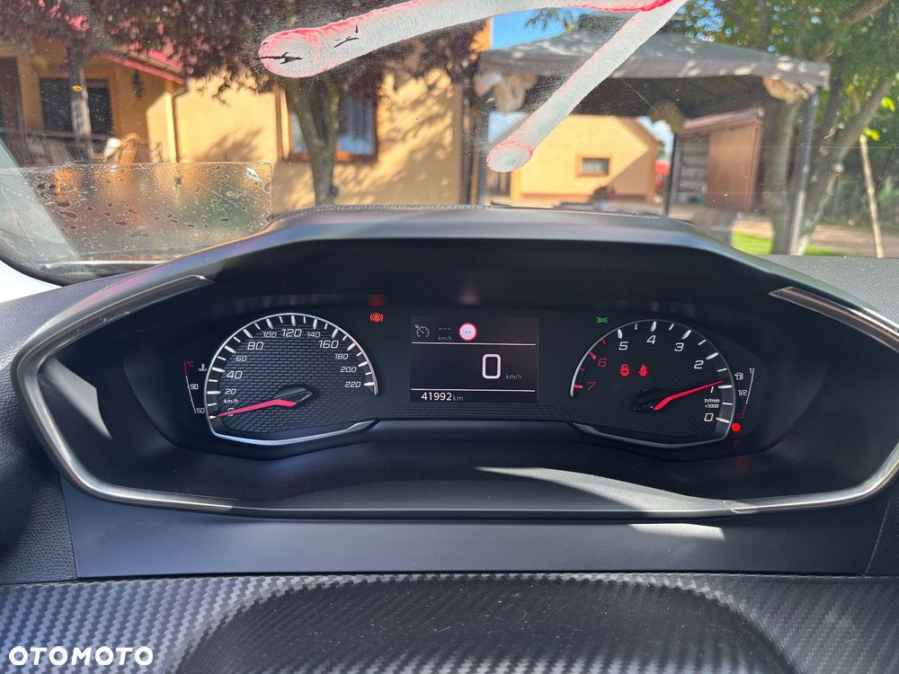 Peugeot 2008 PureTech 100 Stop&Start Allure Pack - 20