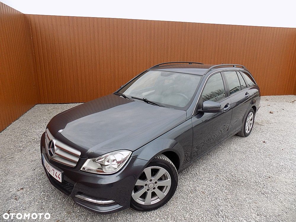 Mercedes-Benz Klasa C 200 CDI DPF (BlueEFFICIENCY) - 2