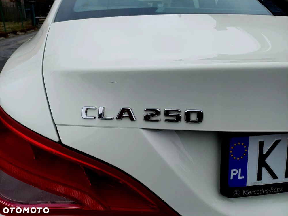 Mercedes-Benz CLA 250 4-Matic - 10
