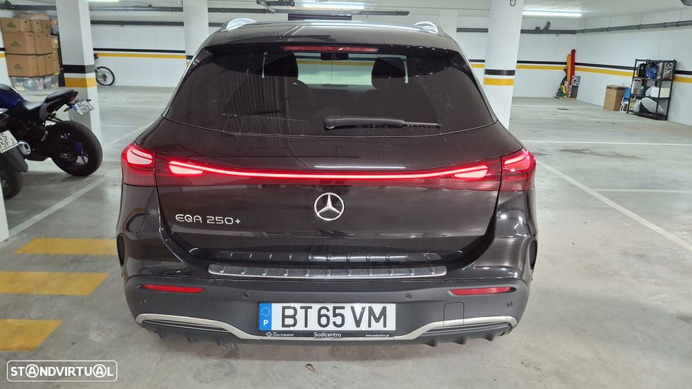 Mercedes-Benz EQA 250 AMG Line - 3