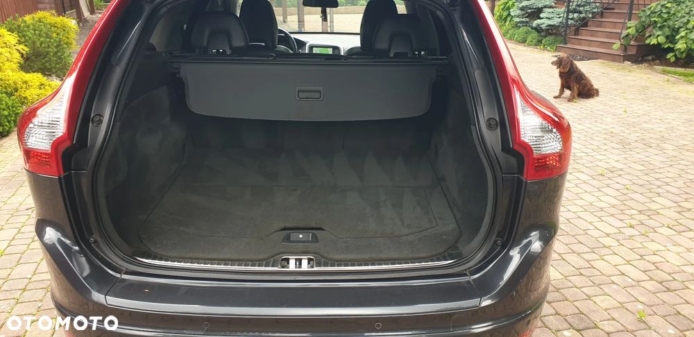 Volvo XC 60 D4 Drive-E R-Design Summum - 22