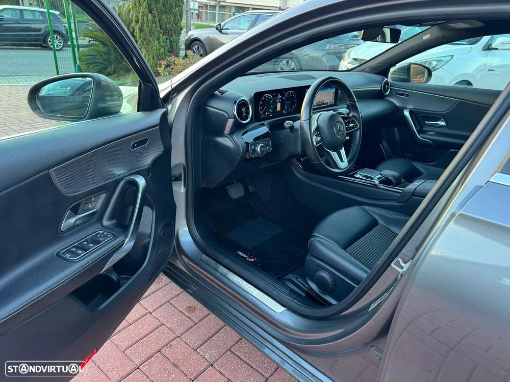 Mercedes-Benz A 180 d Style Plus Aut. - 28