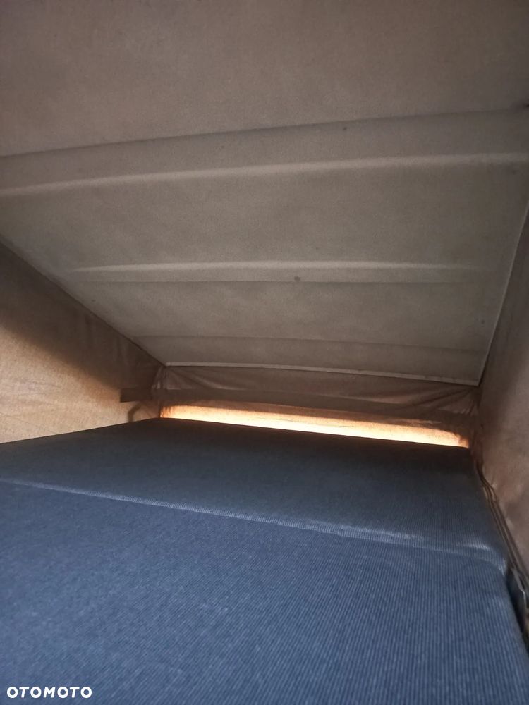 Volkswagen Transporter - 25