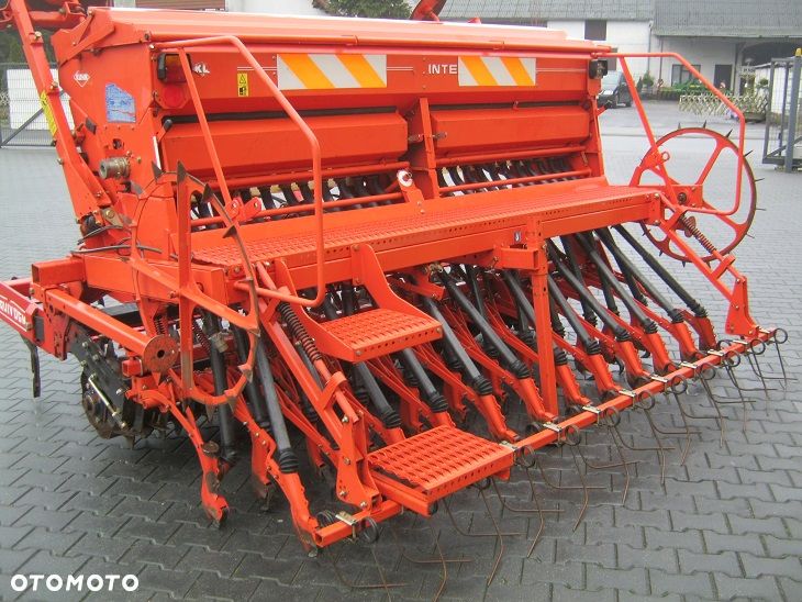Kuhn INTEGRA 3000 - 2