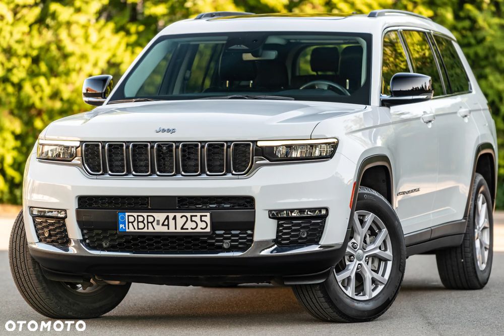 Jeep Grand Cherokee - 12