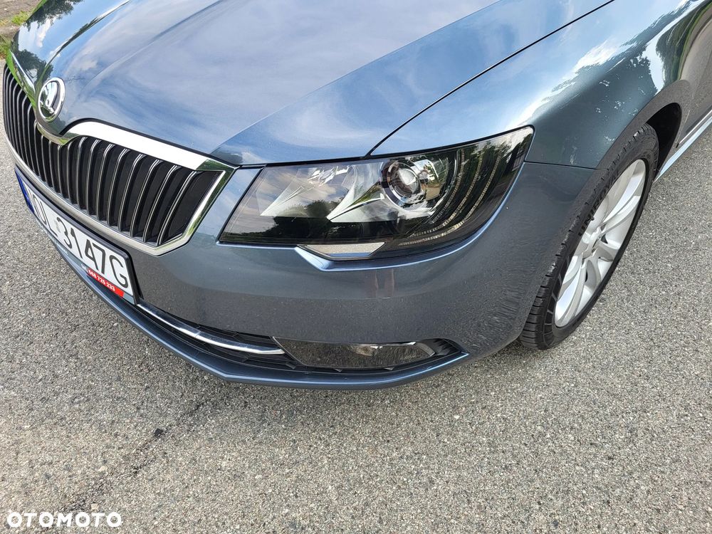 Skoda Superb 2.0 TDI DSG Active - 26