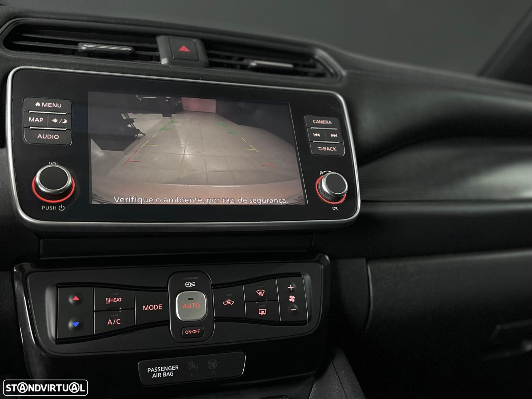 Nissan Leaf N-Connecta - 6