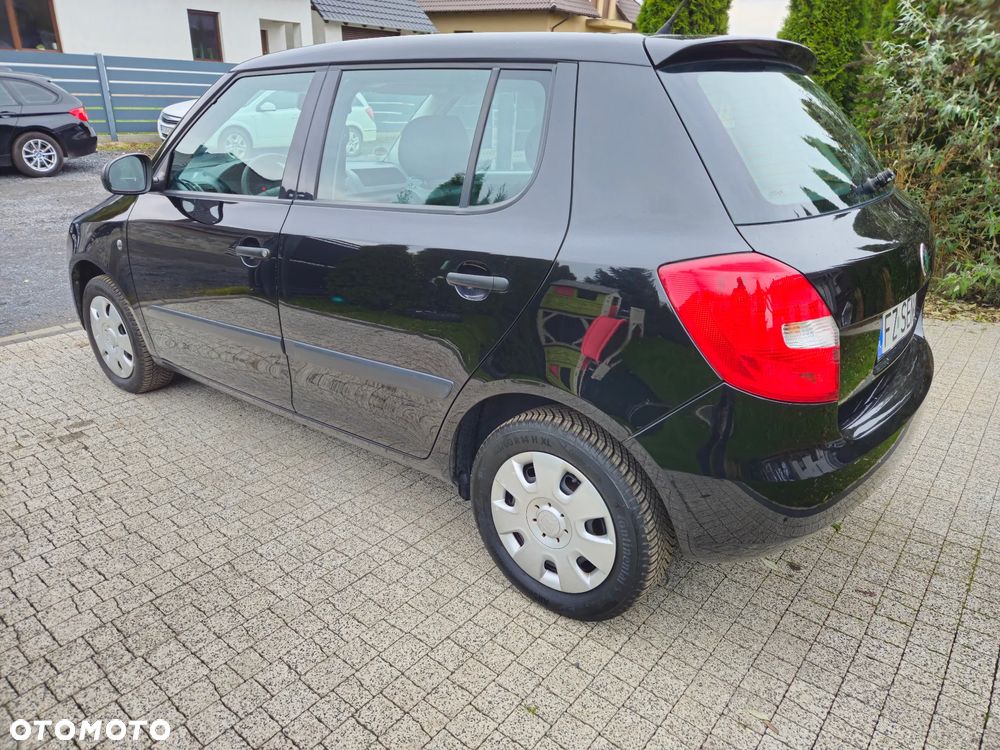 Skoda Fabia 1.2 HTP Active - 8