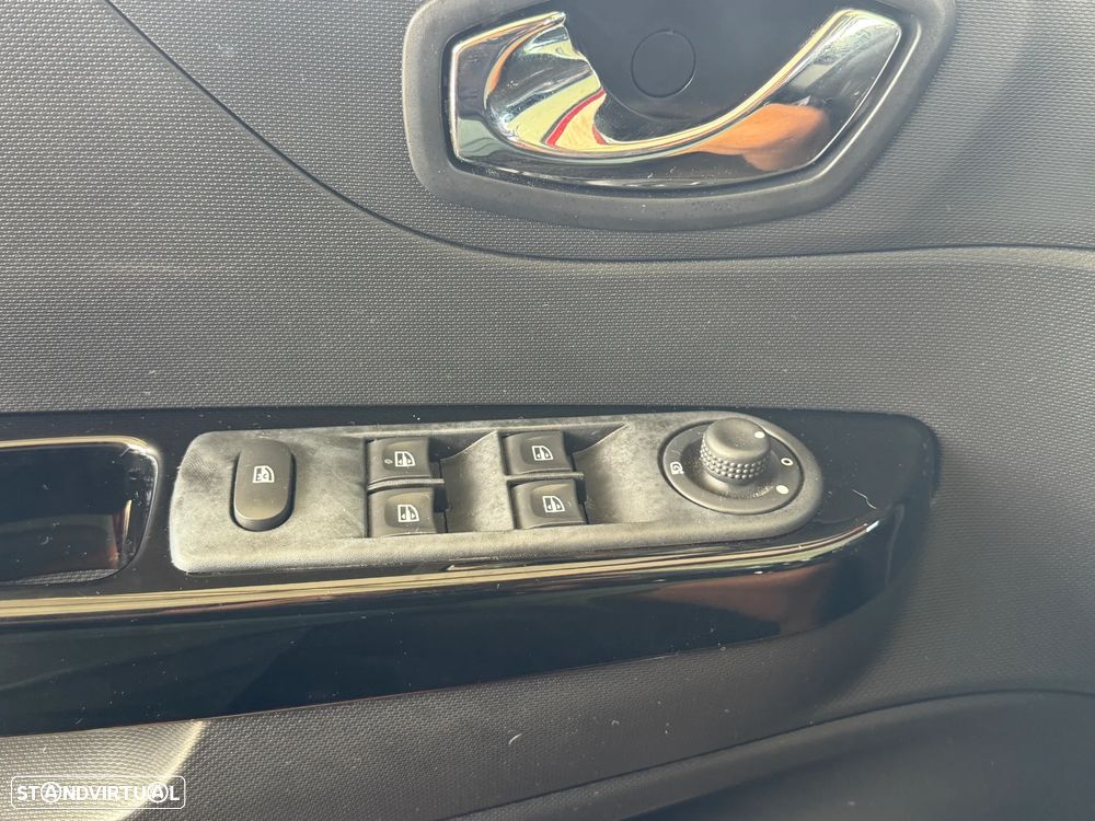 Renault Captur ENERGY TCe 120 EDC XMOD - 31