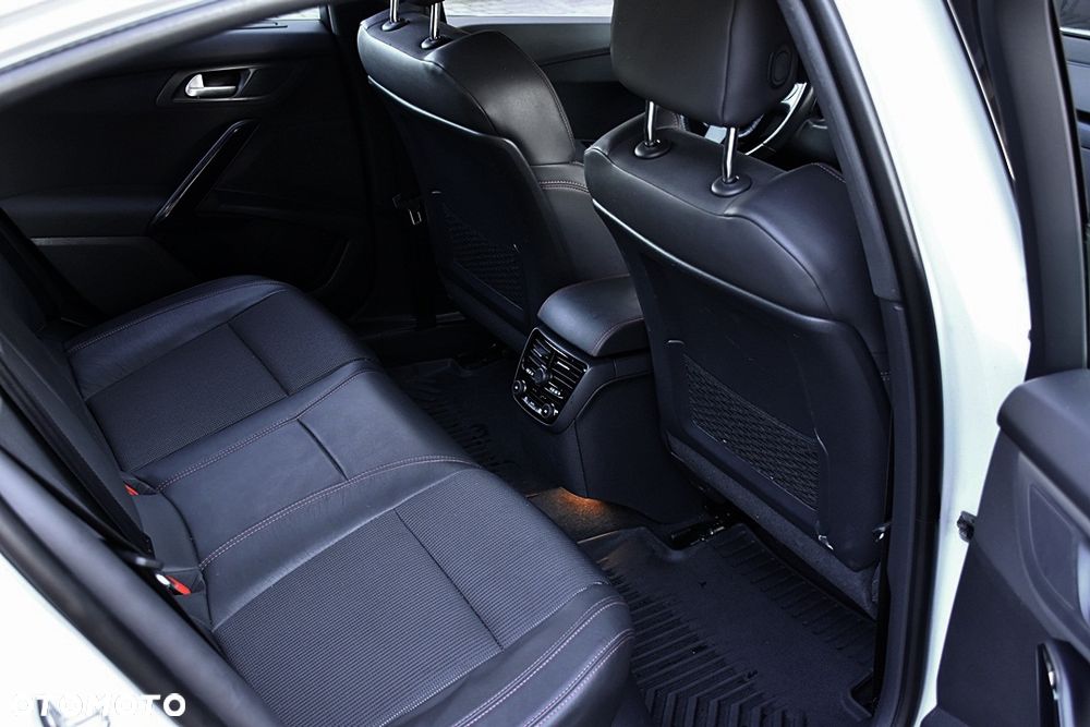 Peugeot 508 1.6 e-THP Active S&S - 40