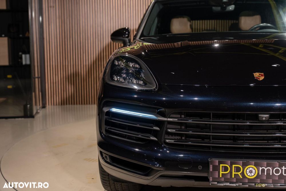 Porsche Cayenne - 18