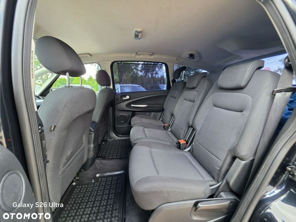 Ford S-Max - 29