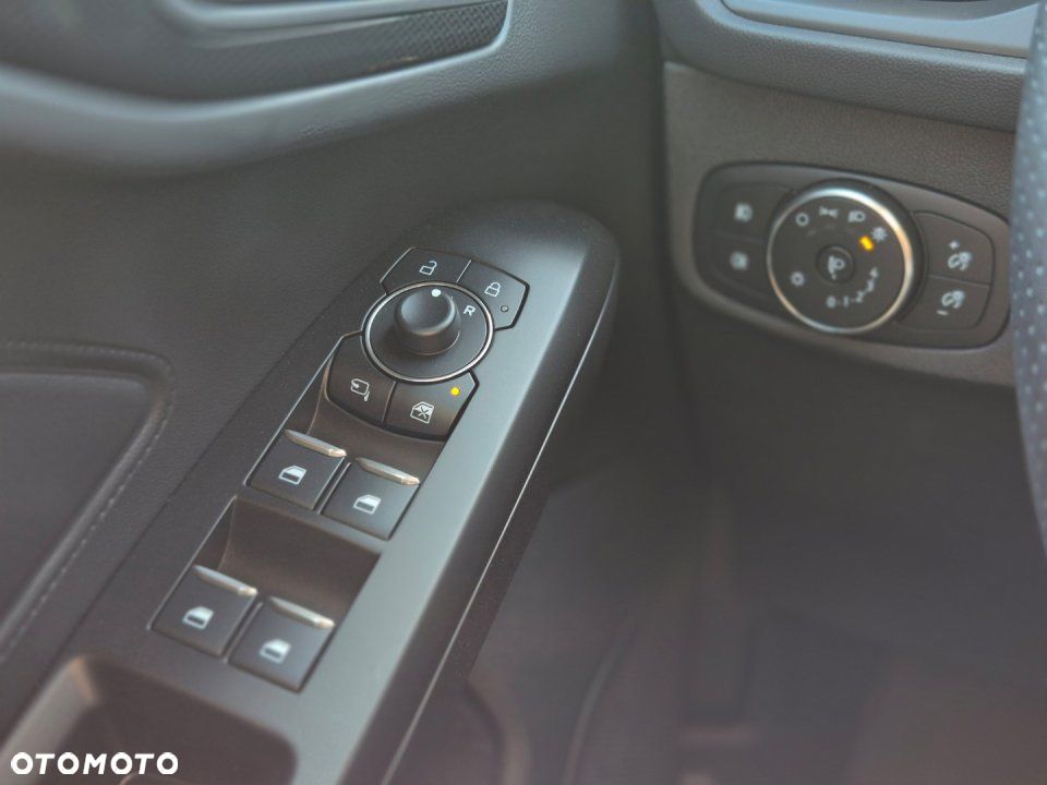 Ford Focus - 22