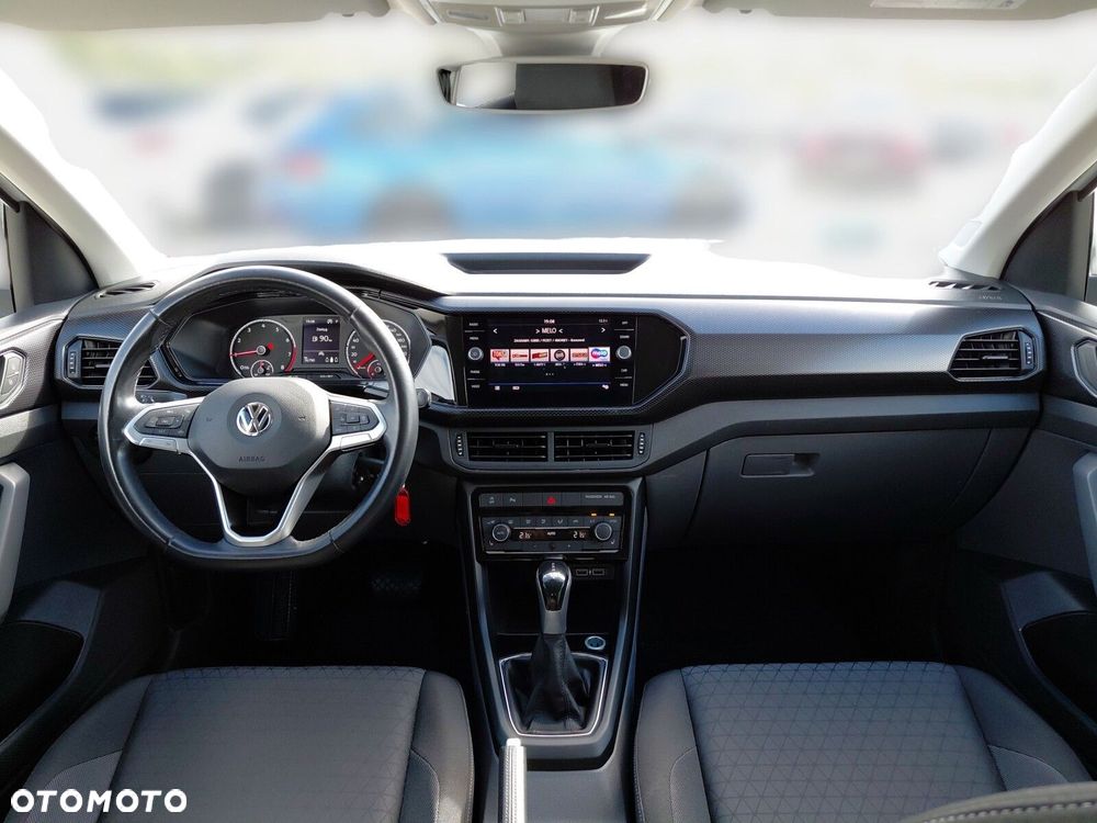 Volkswagen T-Cross - 15