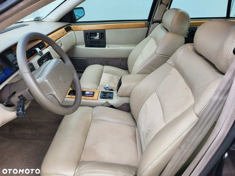 Cadillac Seville - 23