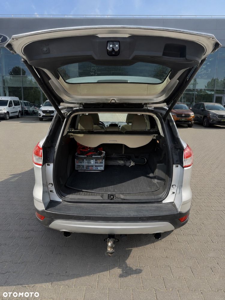 Ford Escape 2.0 EcoBoost AWD Titanium - 11