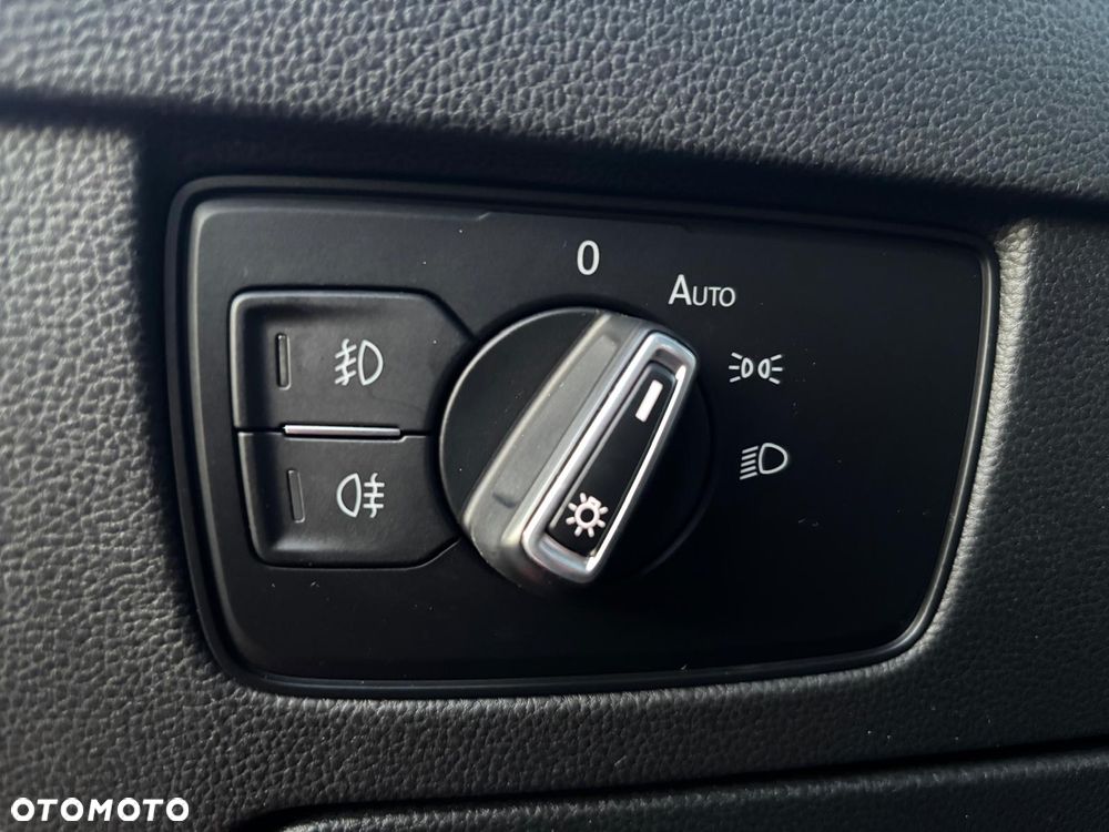 Volkswagen Passat - 17