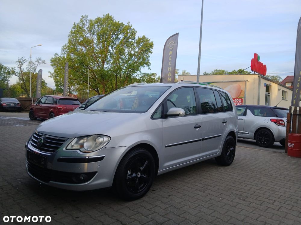 Volkswagen Touran 1.4 TSI DSG Highline - 1