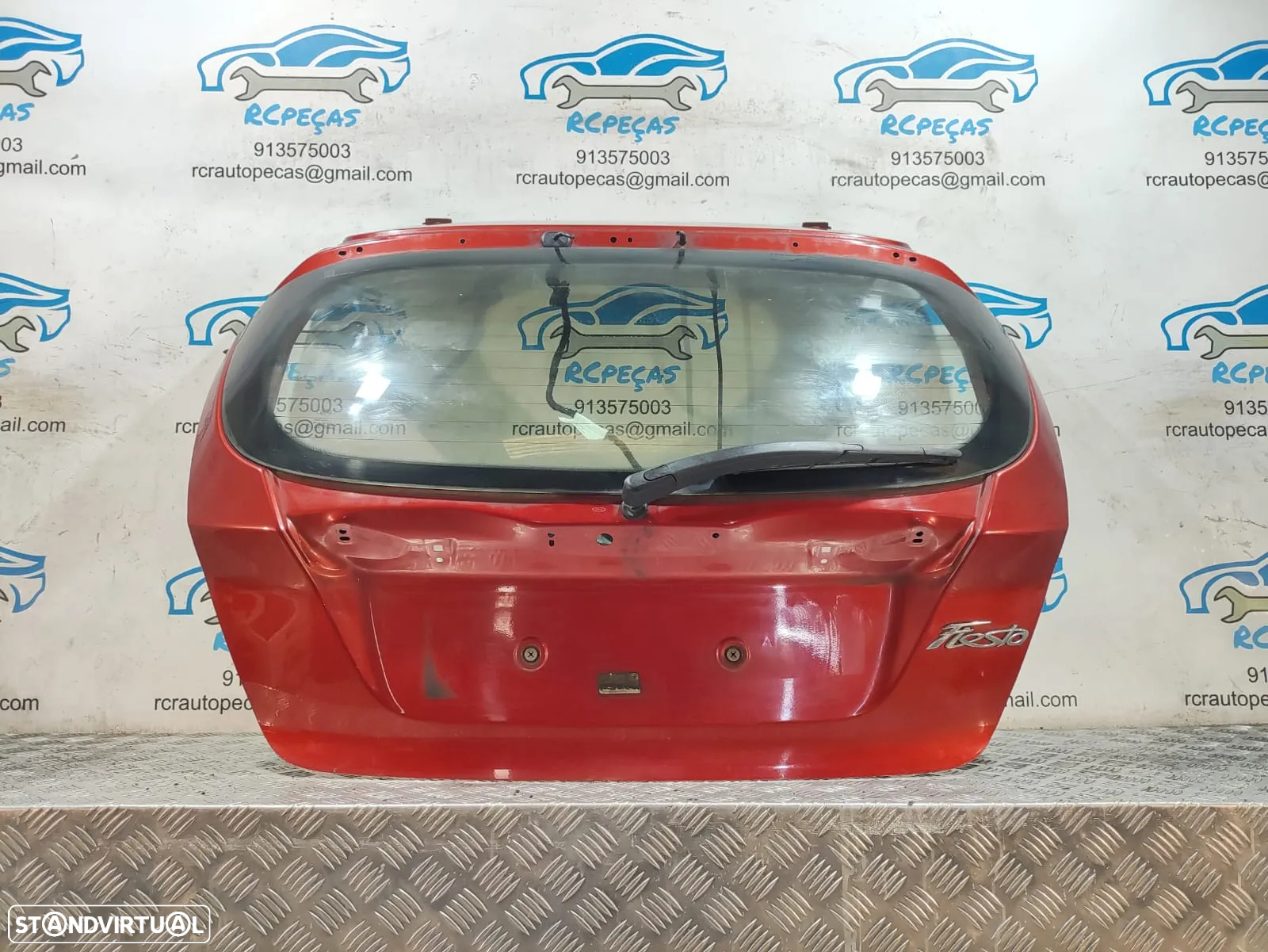 Porta / Tampa da Mala Ford Fiesta VI 6 MK6 em Vermelho / Vermelha - 2
