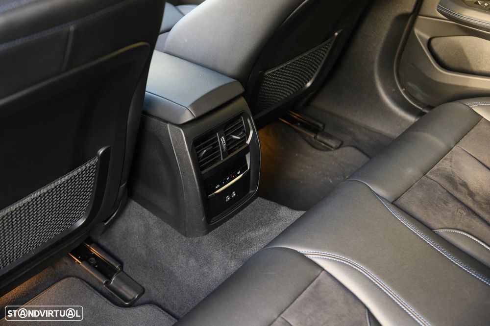 BMW i4 eDrive35 Gran Coupe M Sport - 26