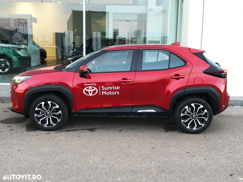 Toyota Yaris Cross 1.5 VVT-i HSD 4x2 Dynamic - 6