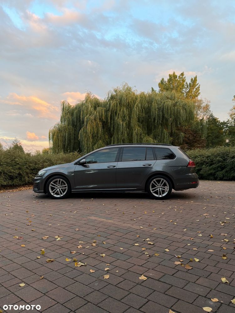 Volkswagen Golf - 16