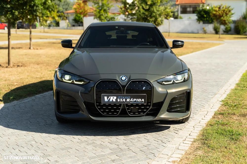 BMW i4 eDrive35 Pack Desportivo M - 3