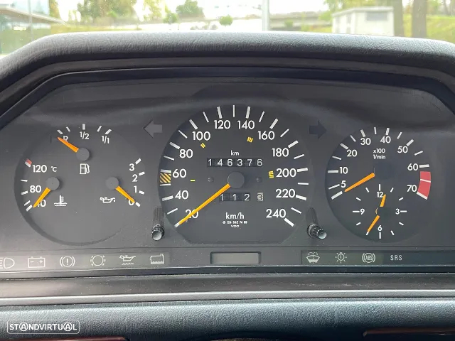 Mercedes-Benz E 200 Coupé - 10