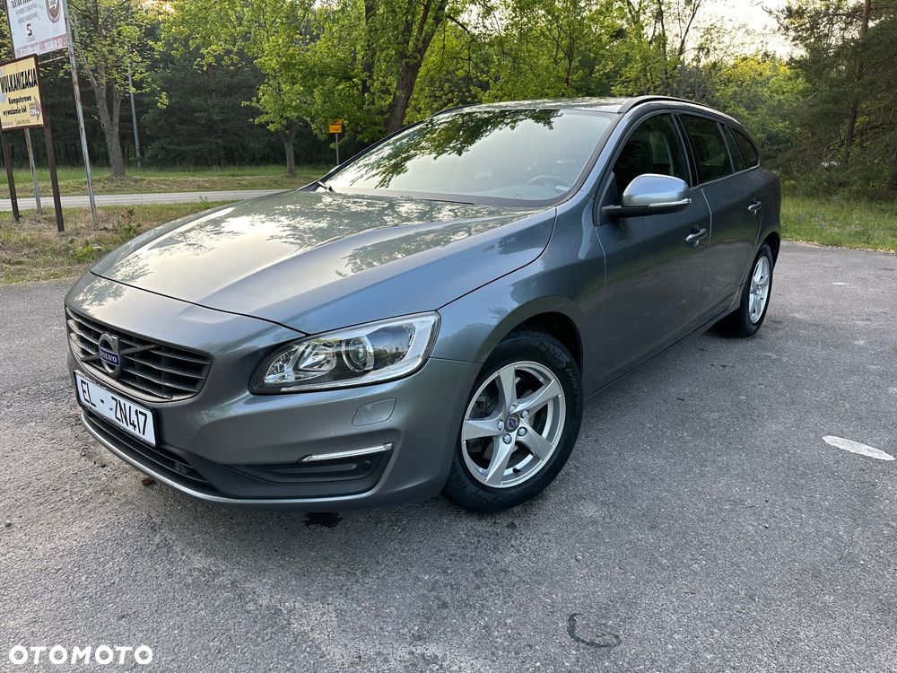 Volvo V60 D3 Geartronic Momentum - 1
