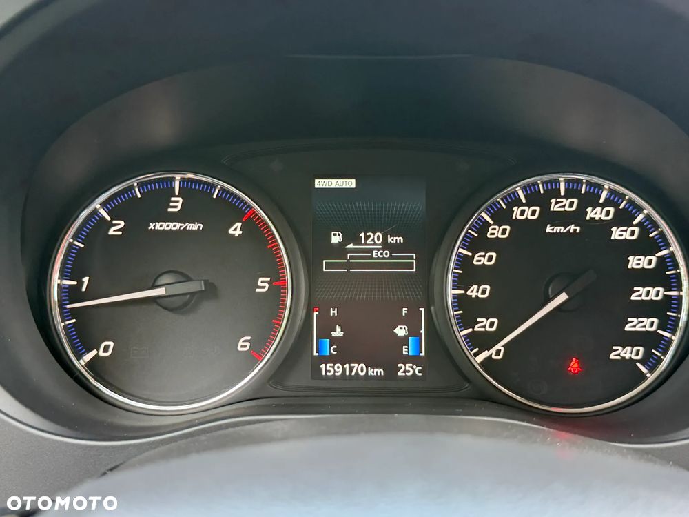 Mitsubishi Outlander 2.2 DI-D 4WD Invite - 21