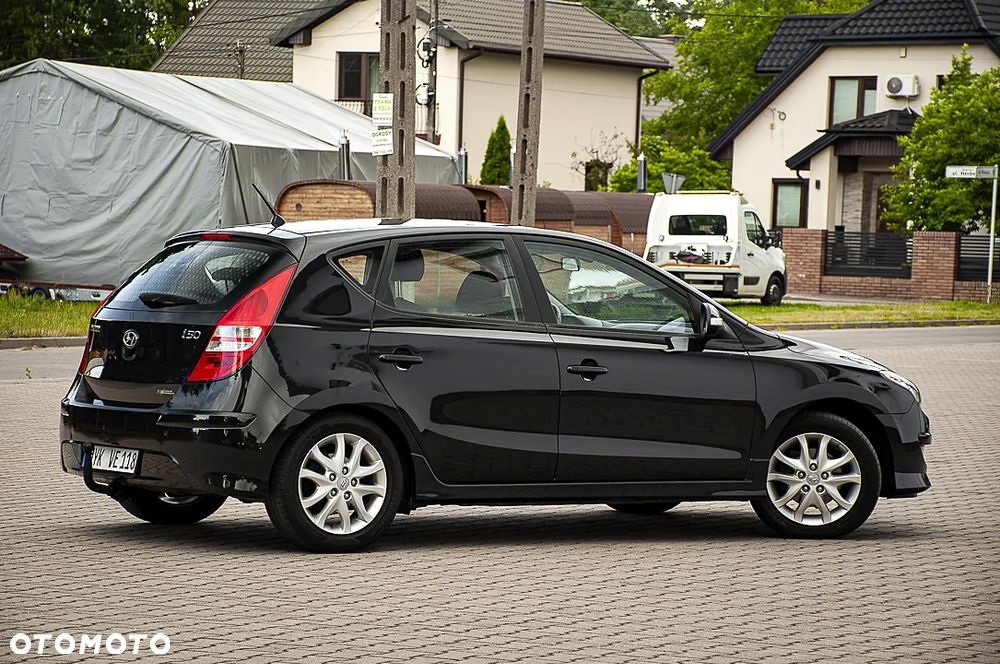 Hyundai i30 1.6 blue Style - 21