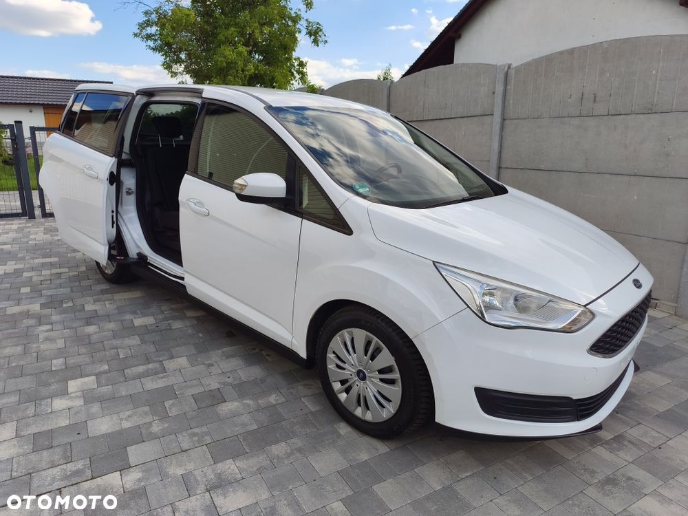 Ford Grand C-MAX - 3