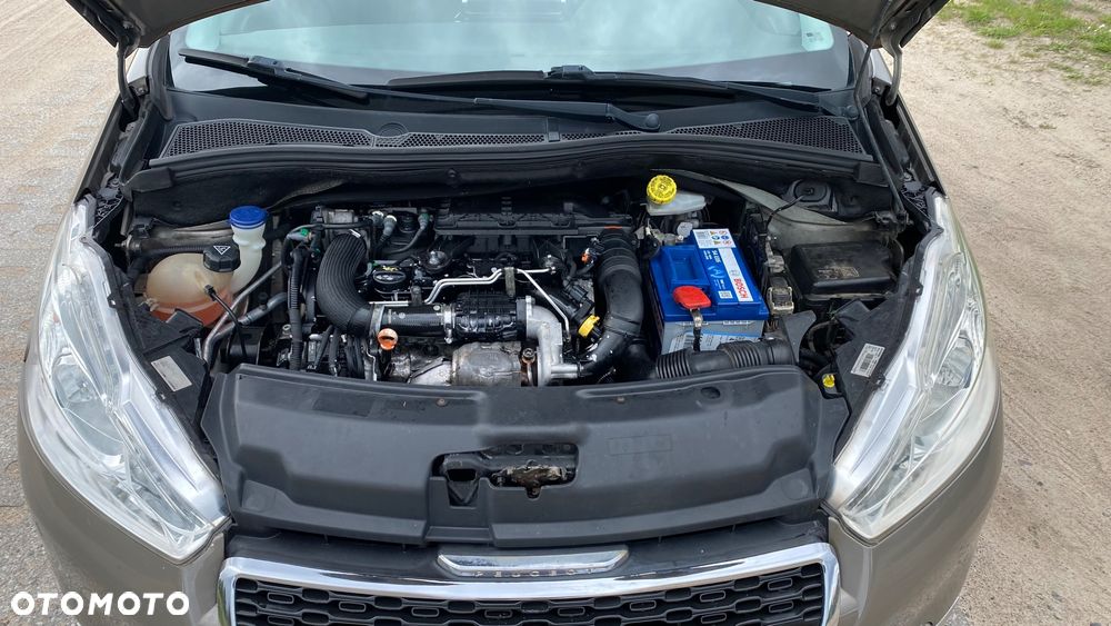 Peugeot 208 1.4 HDi Active - 17