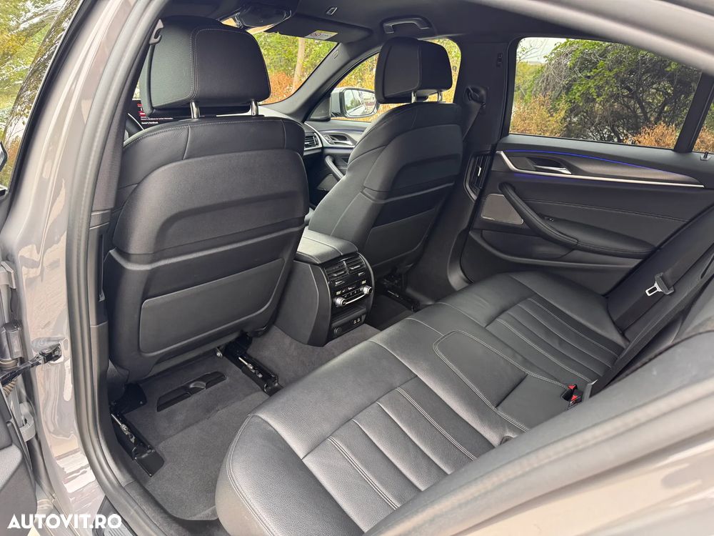 BMW Seria 5 520d Aut. M Sport Edition - 21