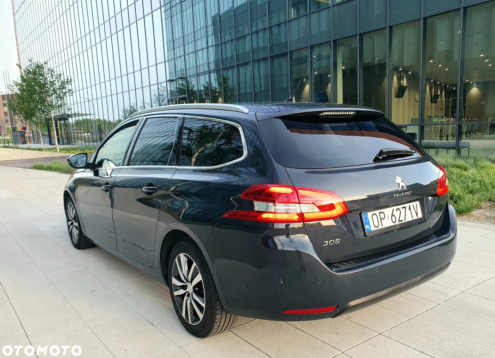 Peugeot 308 1.5 BlueHDi Allure Pack S&S - 11