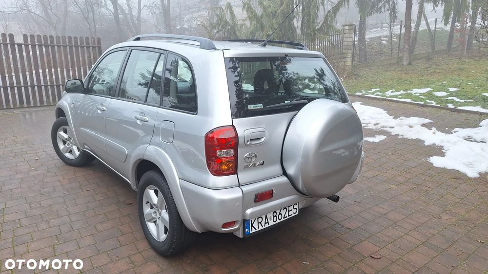 Toyota RAV4 2.0 D-4D Sol - 20