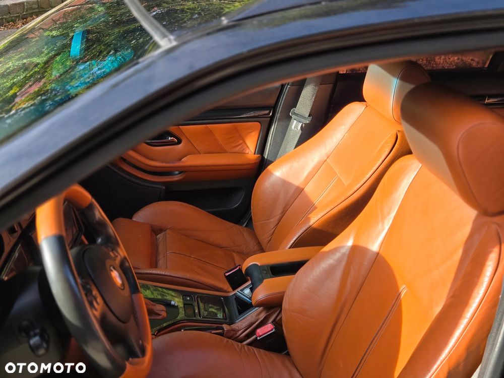 BMW Seria 5 - 8