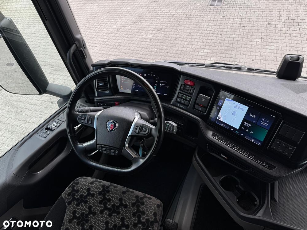 Scania R 460 A4x2NA - 21