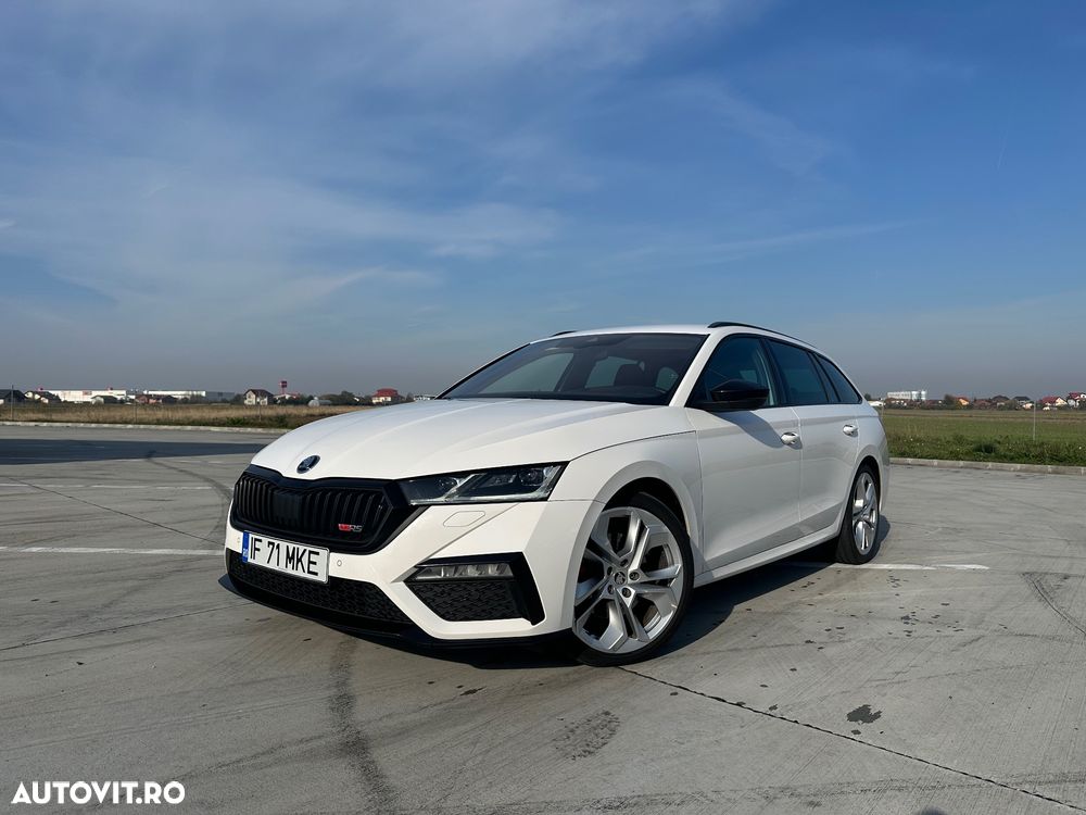 Skoda Octavia 2.0 TDI DSG RS Plus - 1