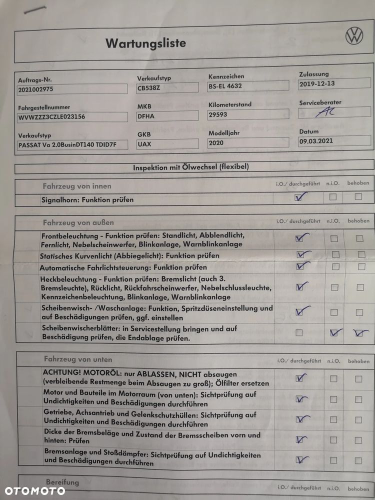 Volkswagen Passat 2.0 TDI Business DSG - 9