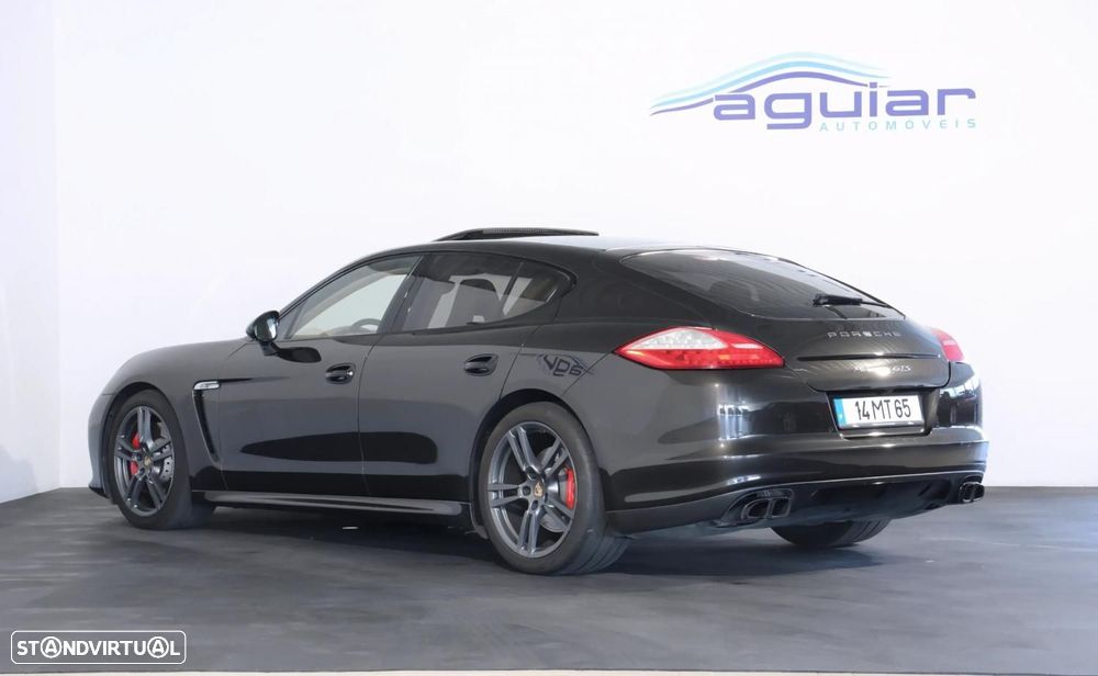 Porsche Panamera 4 GTS PDK - 3