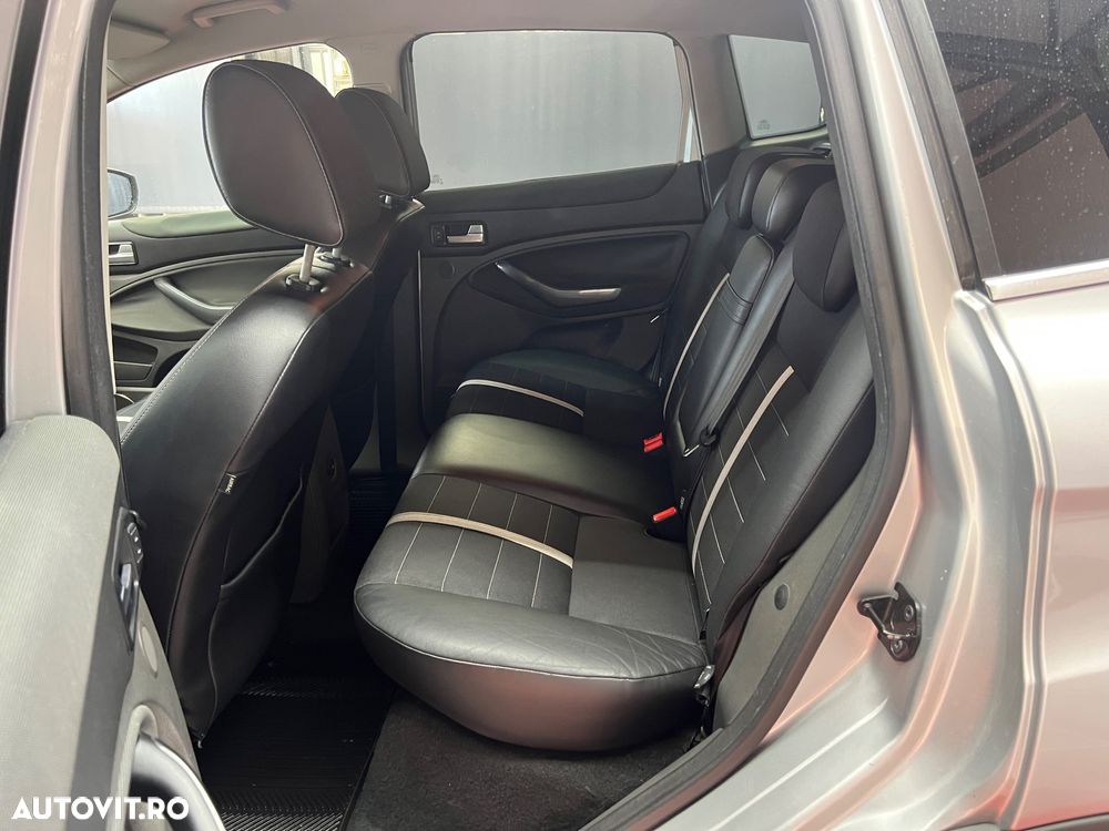 Ford Kuga 2.0 TDCi 4WD Powershift Titanium - 13