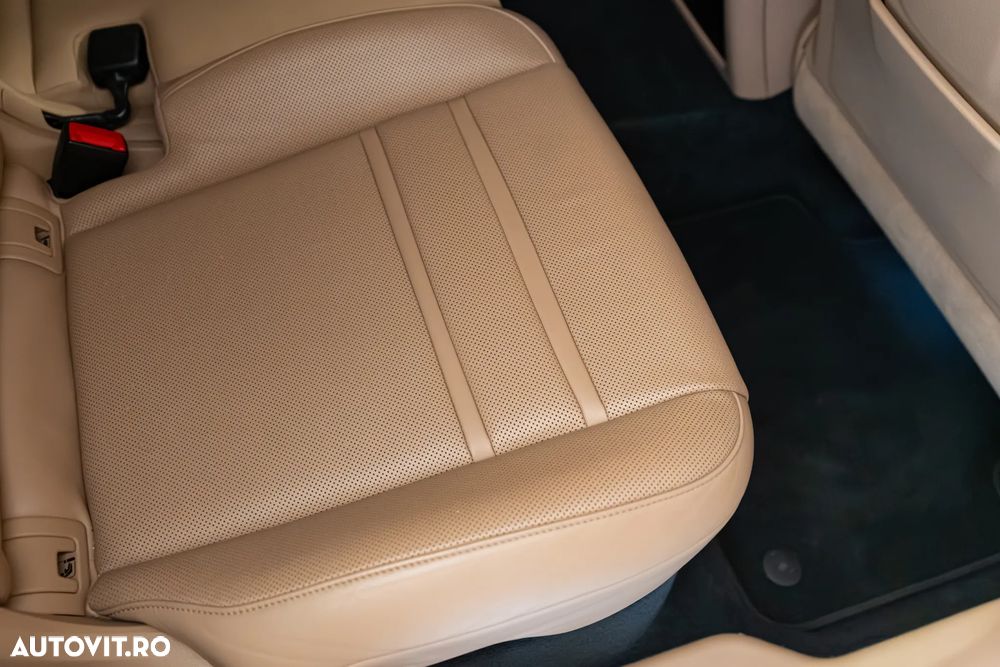 Porsche Cayenne E-Hybrid Tiptronic S - 37