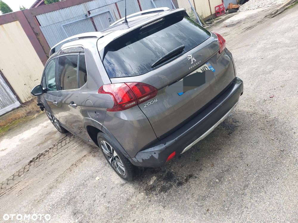 Peugeot 2008 - 5